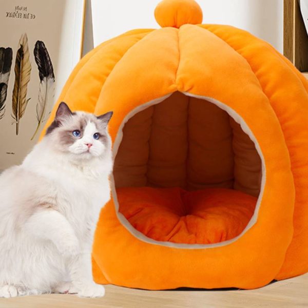 Cute pumpkin shape cat house comfortable velvet winter warm closed type