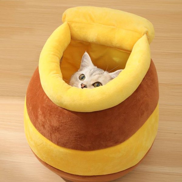 Bear honey pot shape winter warm, comfortable and safe pet house cat nest