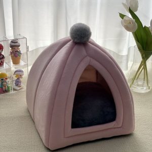 All-season semi-enclosed non-deformable warm pet house for cats and dogs