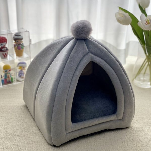 All-season semi-enclosed non-deformable warm pet house for cats and dogs