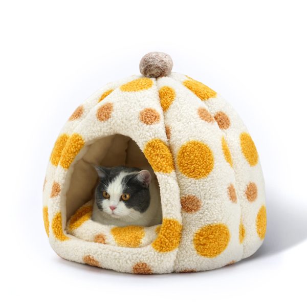 Cute polka dot warm enclosed large space pet house for cats and dogs