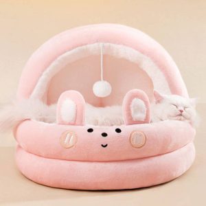 Cute, spacious and warm semi-enclosed pet bed for cats and dogs