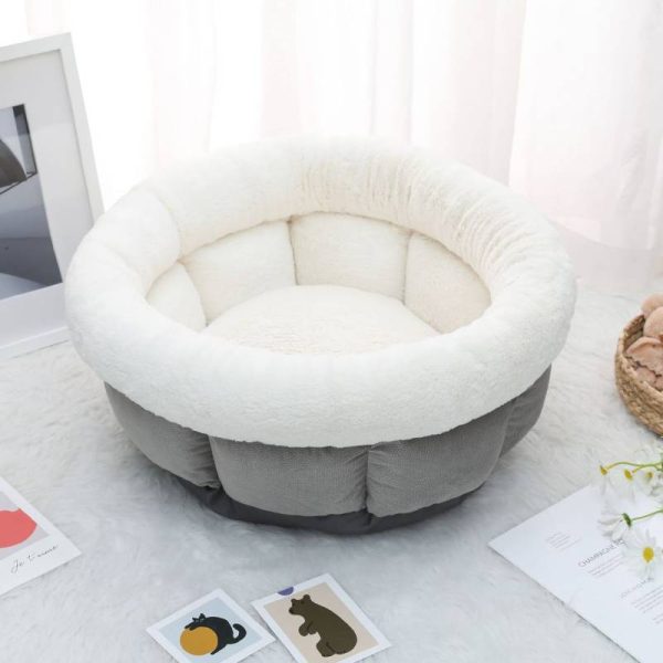 Lychee pattern flower shape soft cat bed and dog bed