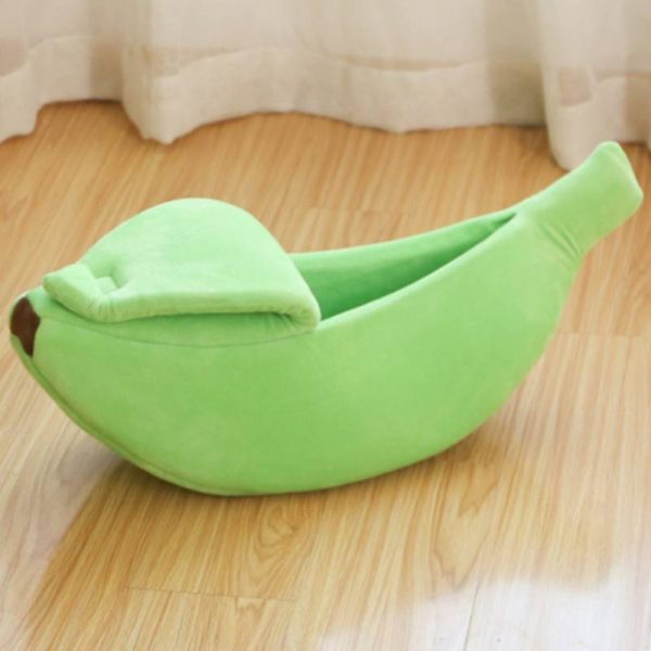 Cute banana shape winter semi-enclosed warm cat bed