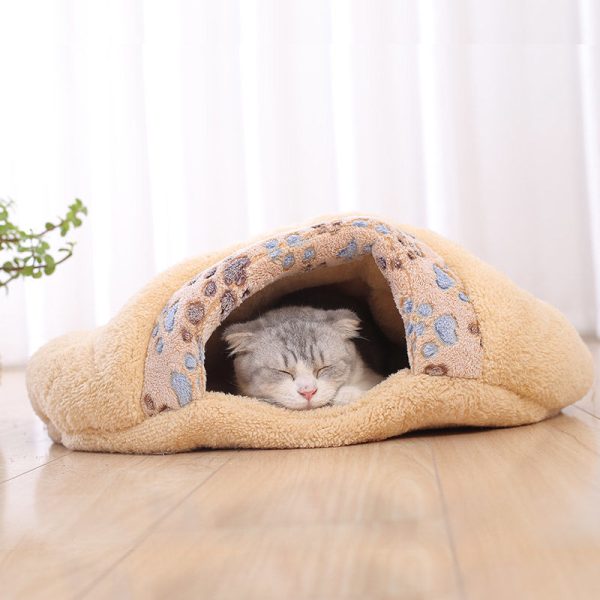 Caramel color thickened warm small opening closed cat sleeping bag